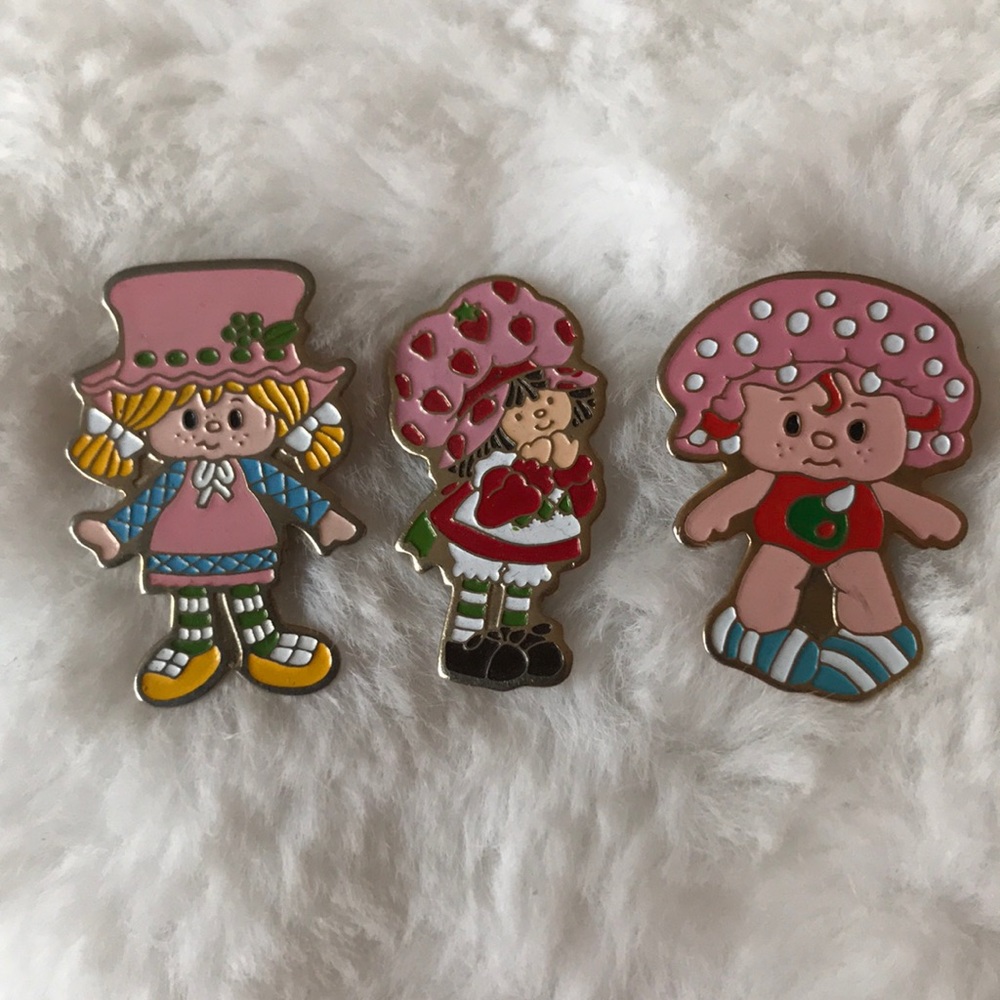 Vintage Strawberry Shortcake and Friends Pin Set